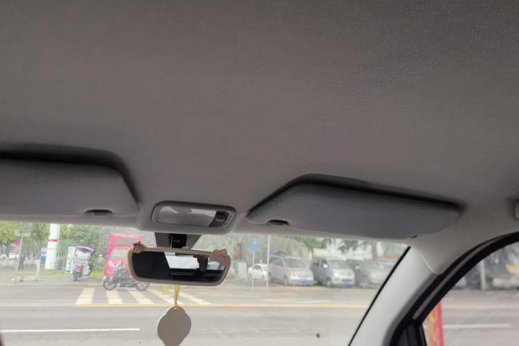 Used Wuling Hongguang MINIEV 2021 Macaron Fashion Model Lithium Iron Phosphate Headliner