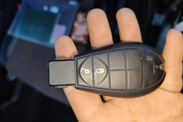 Used Dodge Journey 2010 2.7 Vehicle Key