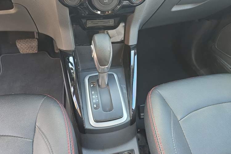 Used Ford EcoSport 2013 1.5L Automatic Fashion Model Gear Lever