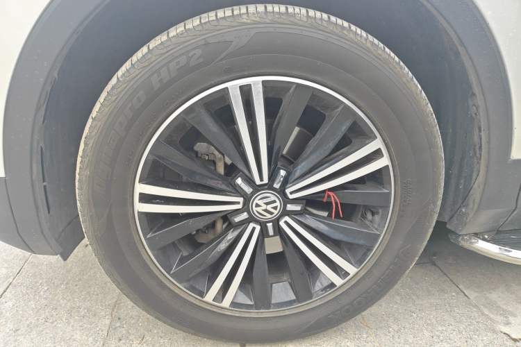 Used Volkswagen Tiguan L 2017 330TSI Automatic Two-Wheel Drive Flagship Edition