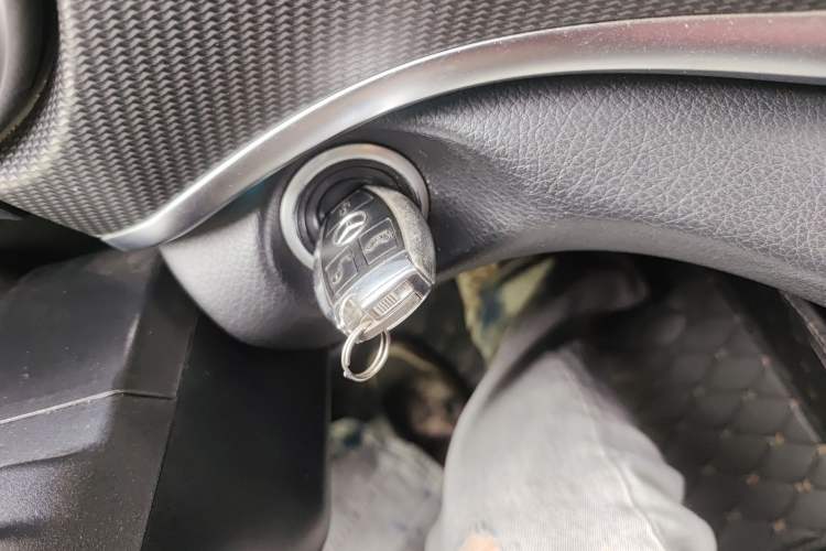 Used Mercedes-Benz V-Class 2018 V 260 AMG Sport Edition China V Emission Standard