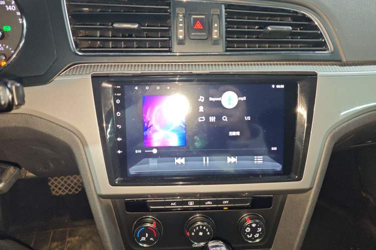 Used Volkswagen Lamando 2015 230TSI DSG Fashion Edition