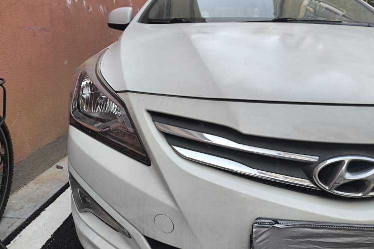 Used Hyundai Verna (older generation) 2016 1.4L Manual Smart GLS Trim
