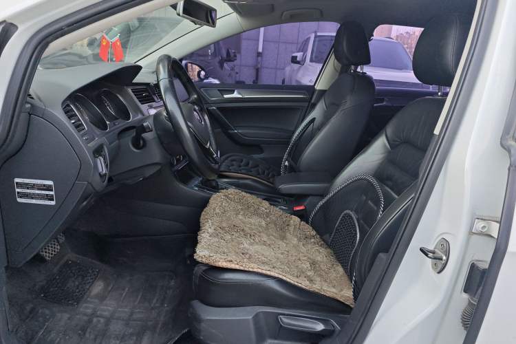 Used Volkswagen Golf 2014 1.4TSI Automatic Luxury Model