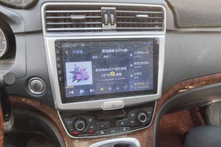 Used Haval H6 2015 Revised Version Sport Edition 1.5T Manual Transmission Two-Wheel Drive Elite Grade