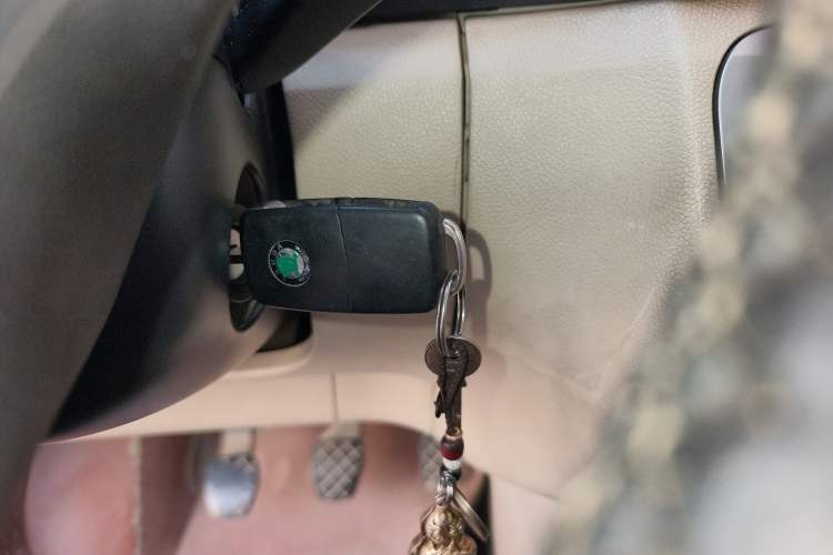 Used Skoda Fabia 2011 1.4L Manual Crystal Edition Vehicle Key