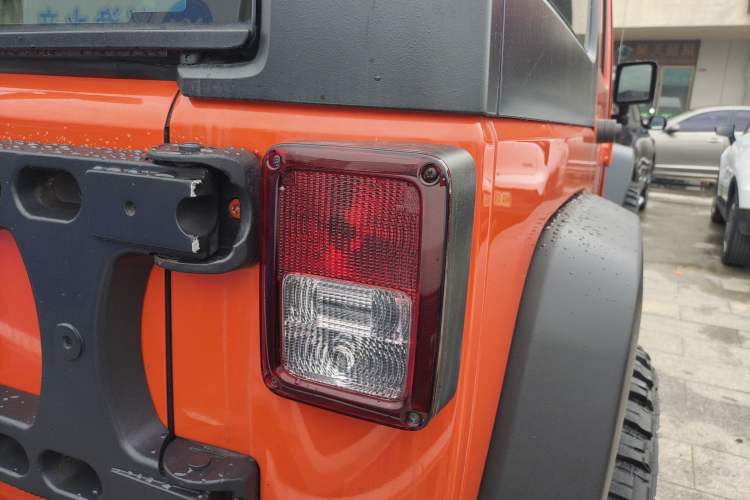 Used Jeep Wrangler 2015 2.8TD Sahara Four-Door Edition