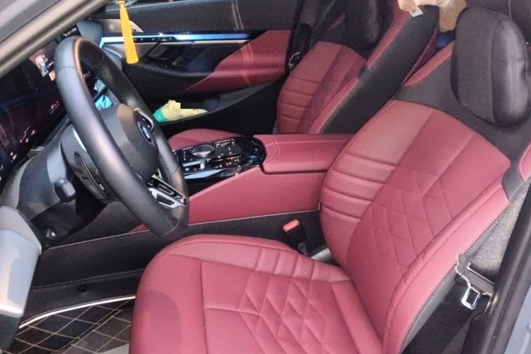 Used BMW i5 2024 eDrive 35L Luxury Model with M Sport Package