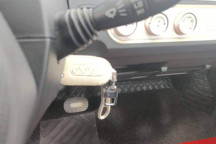 Used Wuling Hongguang MINIEV 2022 Macaron Premium Model – Lithium Iron Phosphate