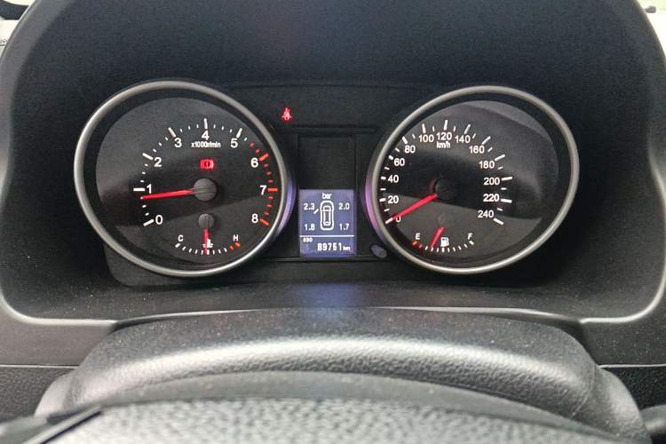 Used Haval H6 2015 Upgraded Model 1.5T Manual Two-Wheel Drive Elite Version