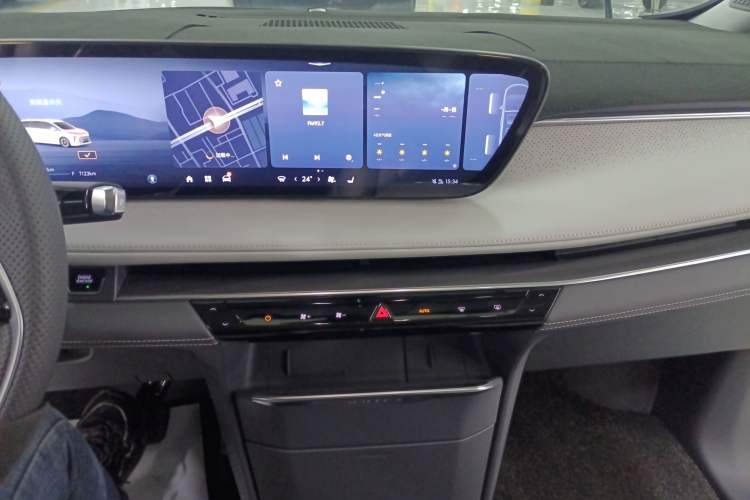 Used Buick GL8 2025 Lu Zun Deluxe Edition