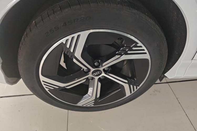 Used Audi Q4 e-tron 2023 40 e-tron Creation Edition Midnight
