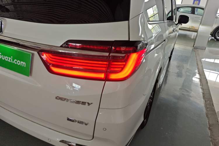 Used Honda Odyssey 2024 2.0L eHEV Sharp·Luxury Edition