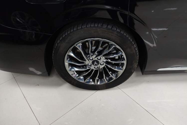 Used VOYAH Dream 2022 Low-Carbon Edition Dream+ Smart Enjoyment Package Right Rear Wheel Hub