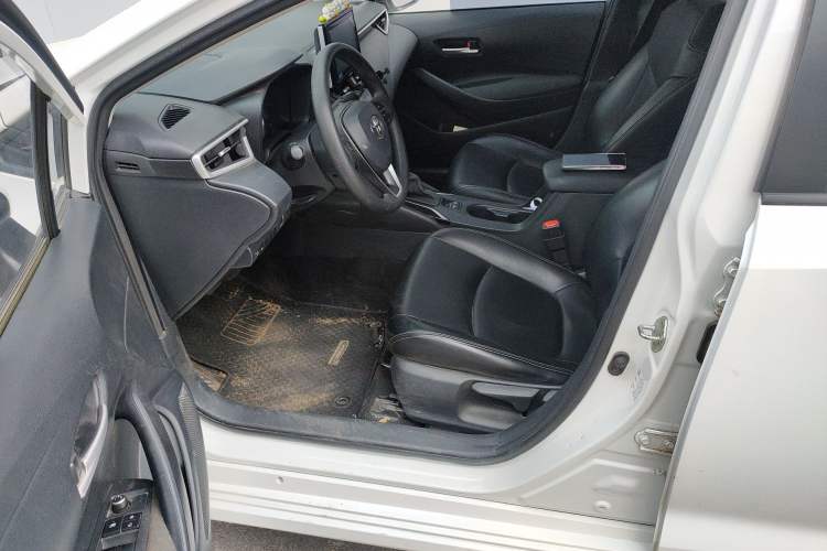 Used Toyota Corolla 2021 1.2T S-CVT Elite Edition Driver Seat