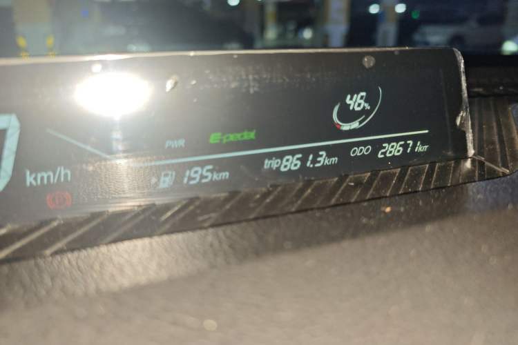 Used NETA V 2022 Chao 400 Lite Odometer Close Up