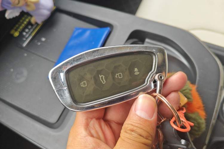 Used Haval Fierce Dragon 2023 1.5L 110KM Navigation Edition Vehicle Key