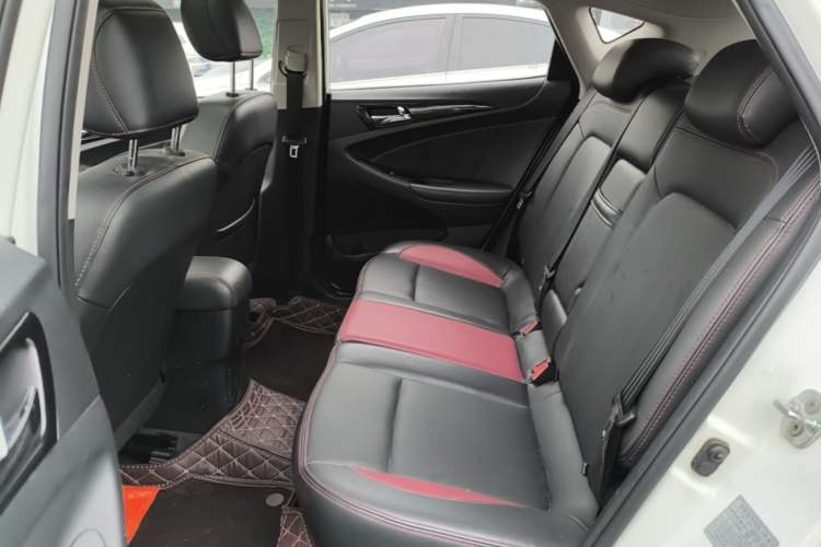 Used CHANGAN Eado 2013 1.6L Automatic ZhiKu Model China IV Standard Left Rear Seat