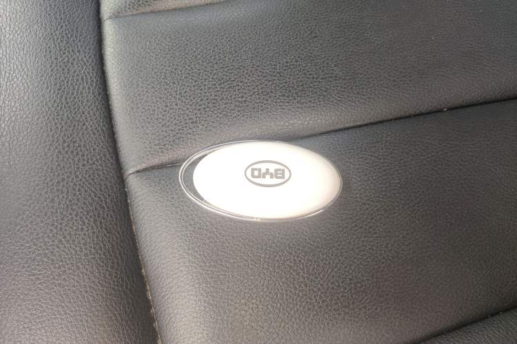 Used BYD Song MAX 2019 1.5T Automatic Smart Connect Ruiyi Sunroof Model 7 Seats China VI Standard
