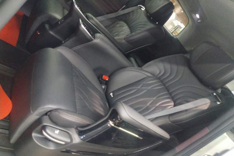 Used GAC Trumpchi M8 2024 Master Series Super Hybrid Edition Left Rear Seat