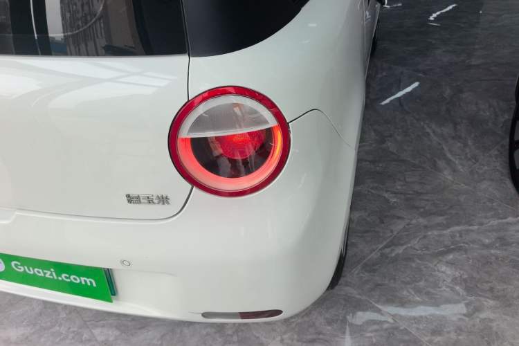 Used CHANGAN NEVO Lumin 2022 210km Sweet Edition Exterior 3