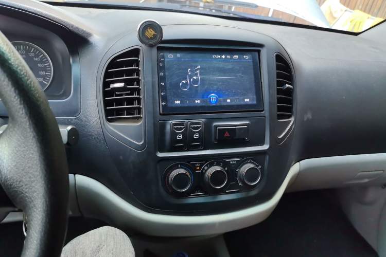 Used FORTHING Lingzhi 2018 V3L 1.6L 2-Seat Logistics Version
