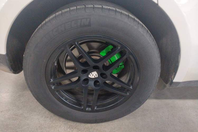 Used Porsche Macan 2017 Macan 2.0T Exterior 5