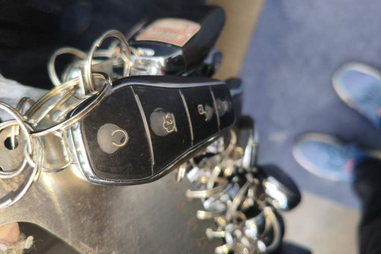 Used BYD Song L EV 2025 662 km Ultra-Range Version Interior 1