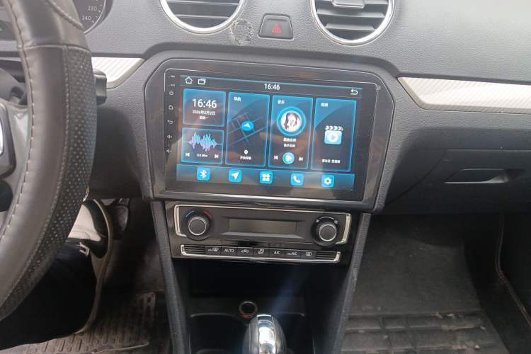 Used Volkswagen Jetta 2015 1.6L Automatic Luxury Model
