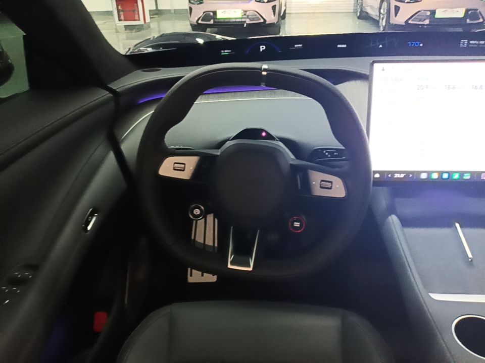 Xiaomi Auto YU7 2025 Ultra-Long Range High-Performance All-Wheel-Drive Max Edition — снимка 13
