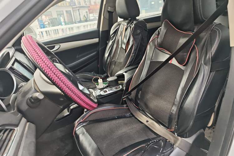 Used Zotye SR7 2016 1.5T CVT Cube Heart Edition China IV Standard
