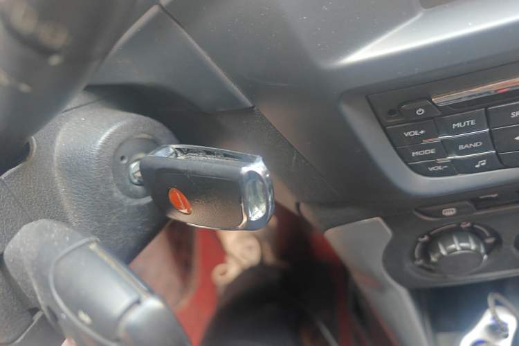 Used Citroen C3-XR 2015 1.6L Automatic Fashion Model Vehicle Key