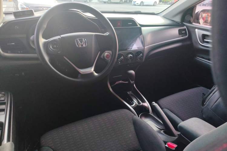 Used Honda Crider 2016 1.8L CVT Luxury Edition