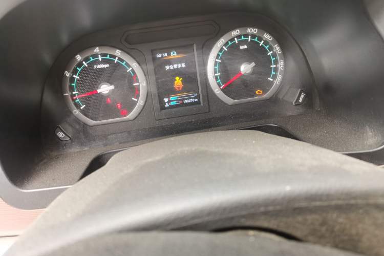 Used FORTHING Lingzhi 2020 M5 1.6L Luxury 7-Seater