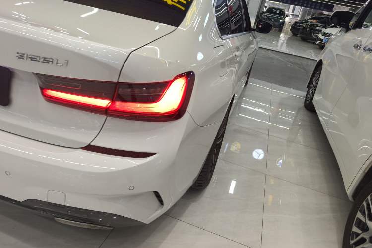 Used BMW 3 Series 2022 Updated 325Li M Sport Package
