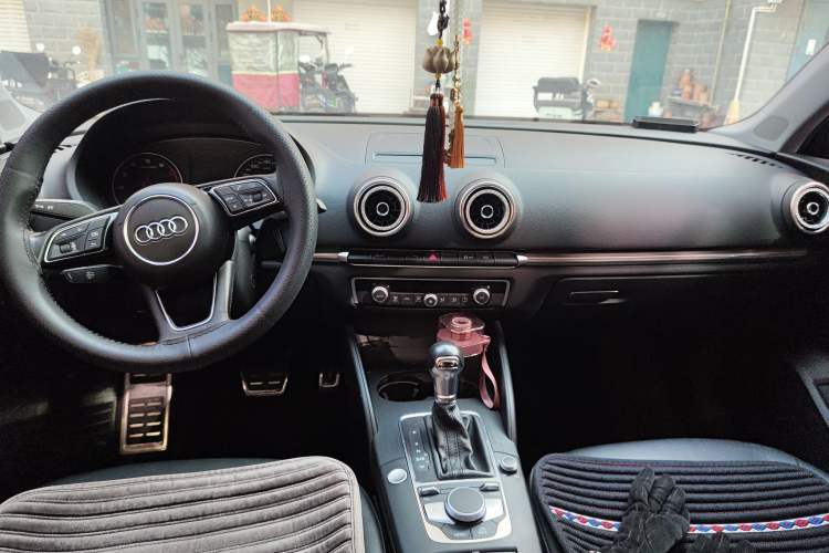 Used Audi A3 2020 Limousine 35 TFSI Style Edition China VI Emission Standard