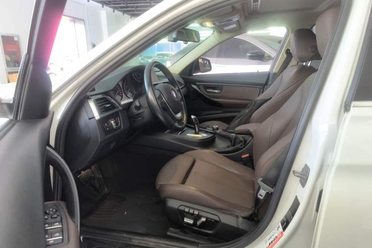 Used BMW 3 Series 2018 320Li Fashion Model