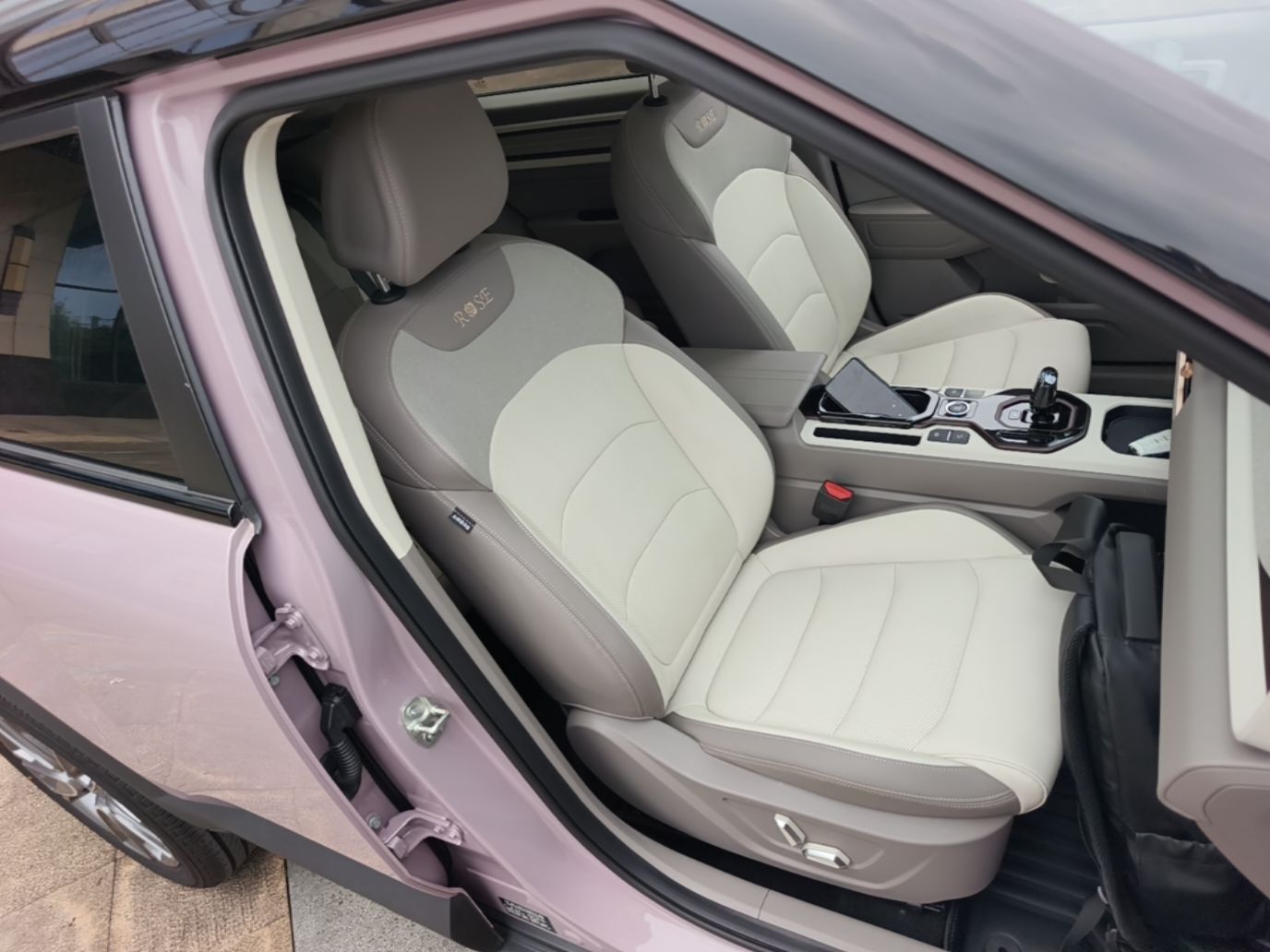 Geely Auto icon 2026 Model Chocolate 1.5TD Pure & Refined Edition — снимка 19