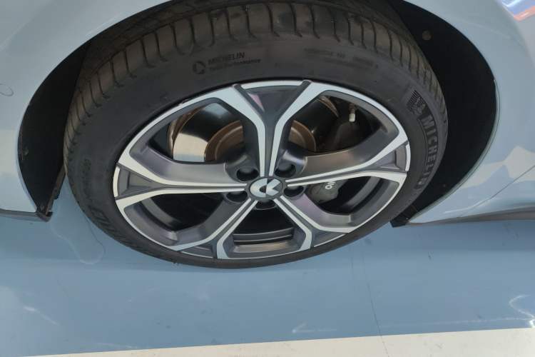 Used Nio ET5T 2024 75kWh Touring Left Front Wheel Hub