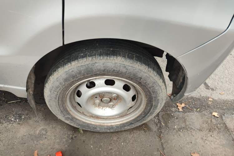 Used FAW Jiabao V70 II 2012 1.0L Standard Version