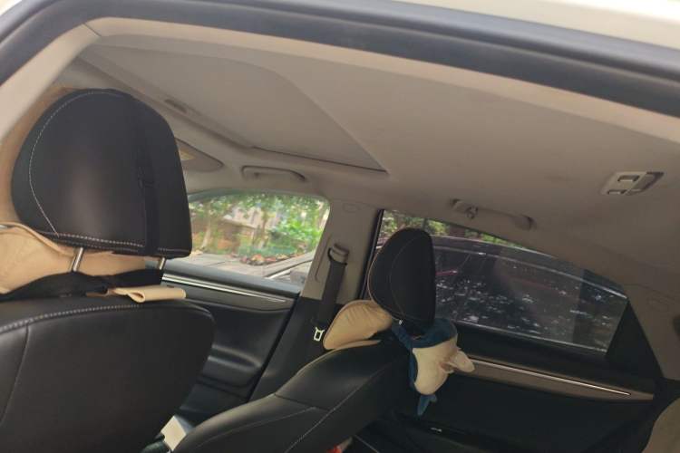 Used Geely Auto Emgrand GL 2021 UP 1.4T Manual LingShang Model Headliner