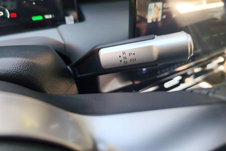 Used AION Y 2023 Plus 610 Smart Edition Ternary Lithium
