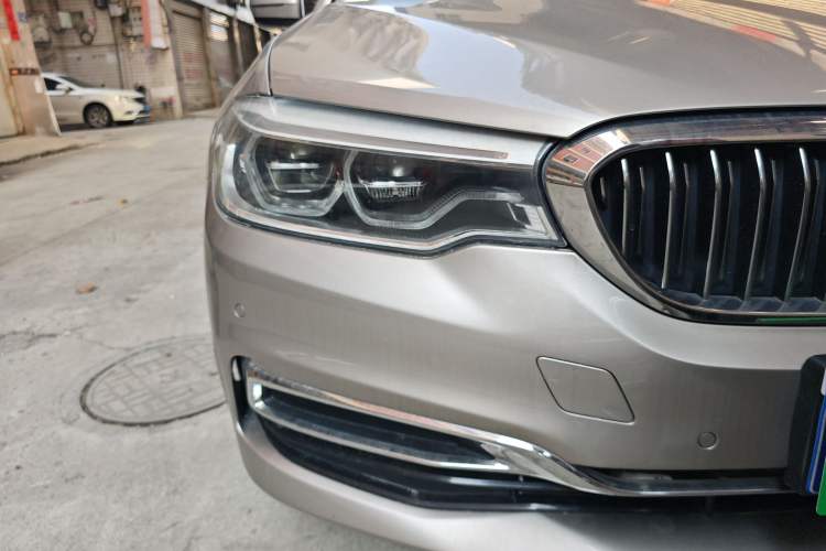 Used BMW 5 Series 2020 530Li Luxury Edition Premium Package Right Front Headlight