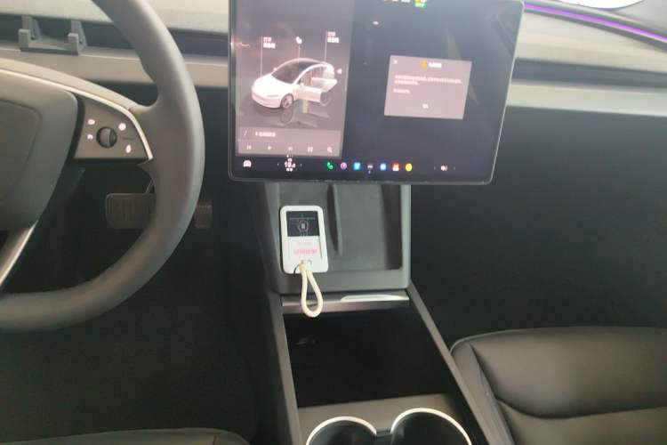 Used Tesla Model 3 2023 Long-Range All-Wheel-Drive Version Audio And AC Panel