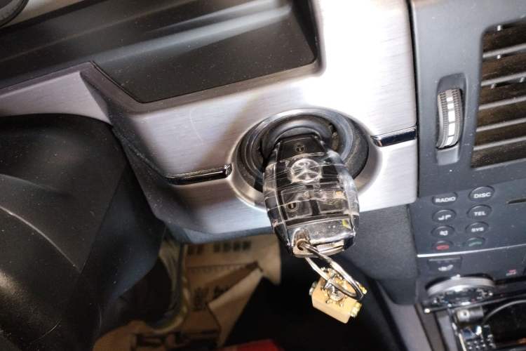 Used Mercedes-Benz GLK-Class 2010 GLK 300 4MATIC Fashion Model Vehicle Key