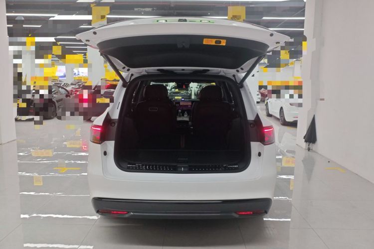 Used Hima AITO M8 2025 Extended-Range Ultra Version 53.4 kWh 6-Seater Edition
