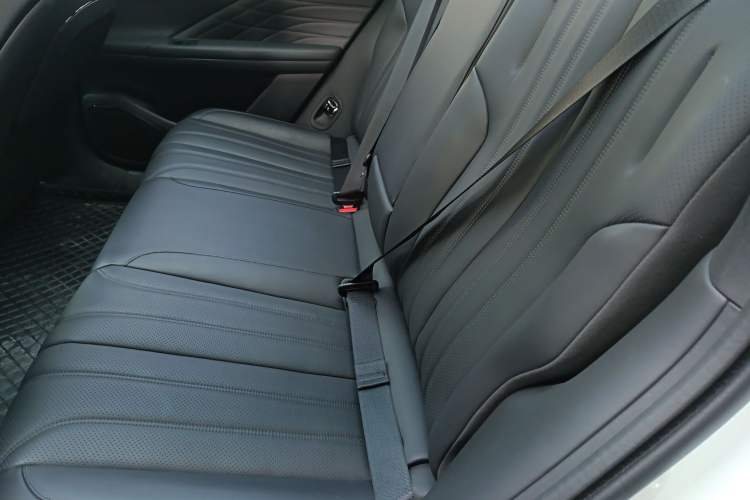 Used AION V 2024 Aion Tyrannosaurus 650 LiDAR Edition
