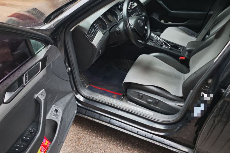 Used Volkswagen Magotan 2017 330TSI DSG Leading Model Driver Seat