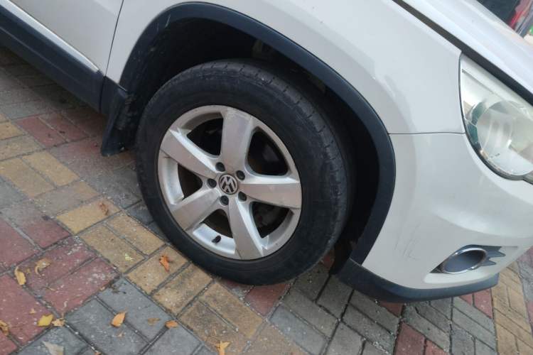 Used Volkswagen Tiguan L 2012 1.8TSI Automatic All-Wheel Drive Elite Edition