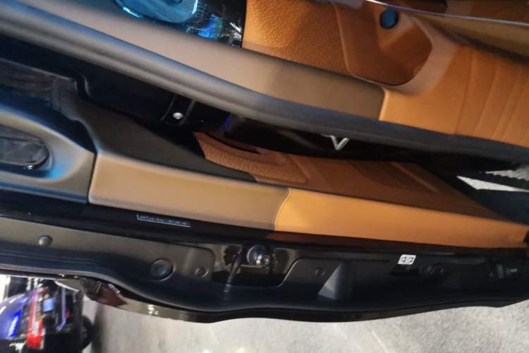 Used Mercedes-Benz Vito 2023 2.0T Business Version 7 Seats
